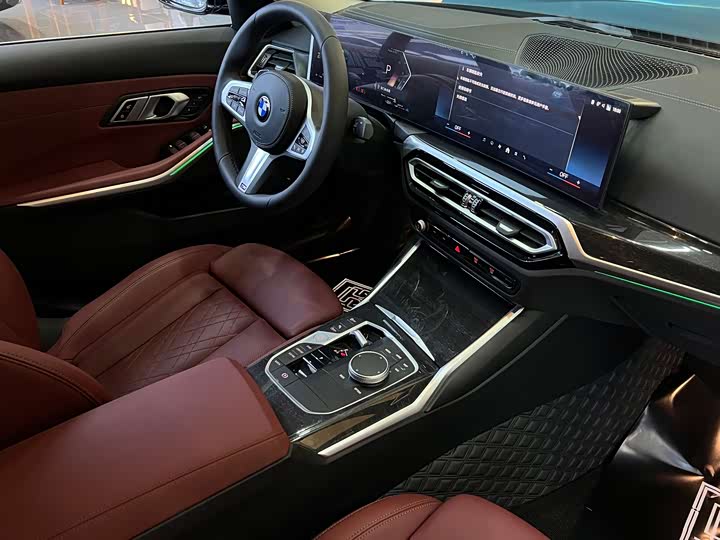 Фото 4 - BMW 3 Series