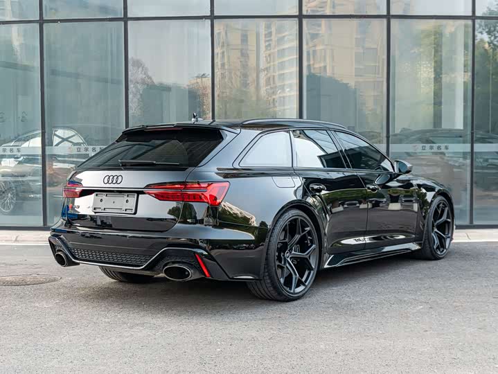 Фото 4 - Audi RS 6