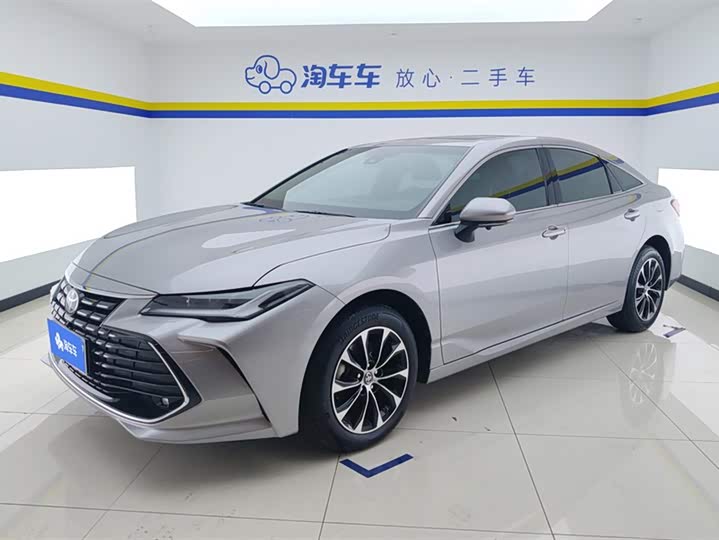 Фото 1 - Toyota Avalon