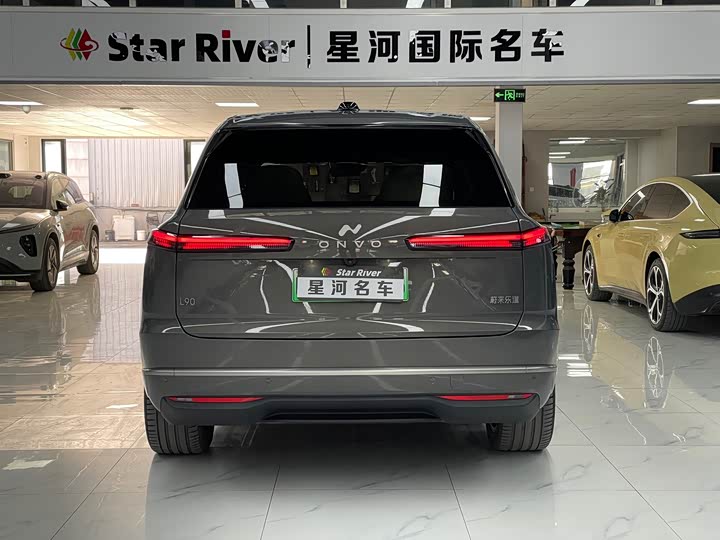 Фото 6 - Nio Onvo L90