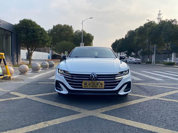 Фото 1 - Volkswagen CC