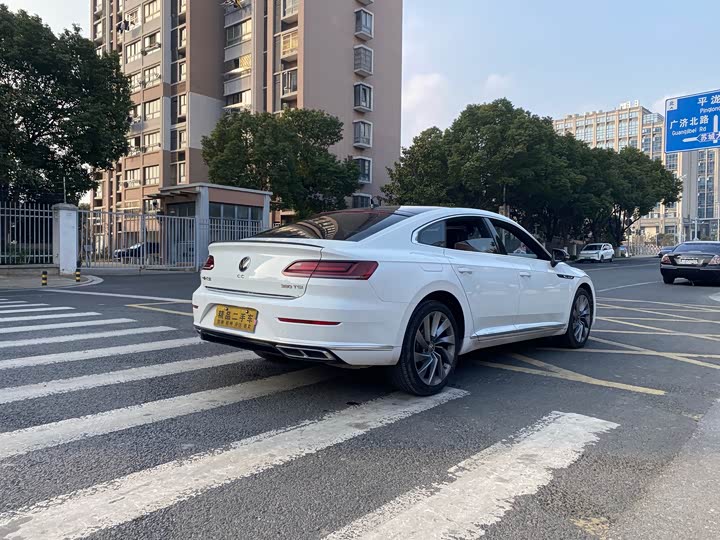 Фото 4 - Volkswagen CC