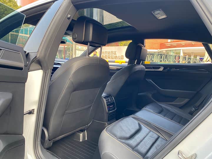 Фото 7 - Volkswagen CC