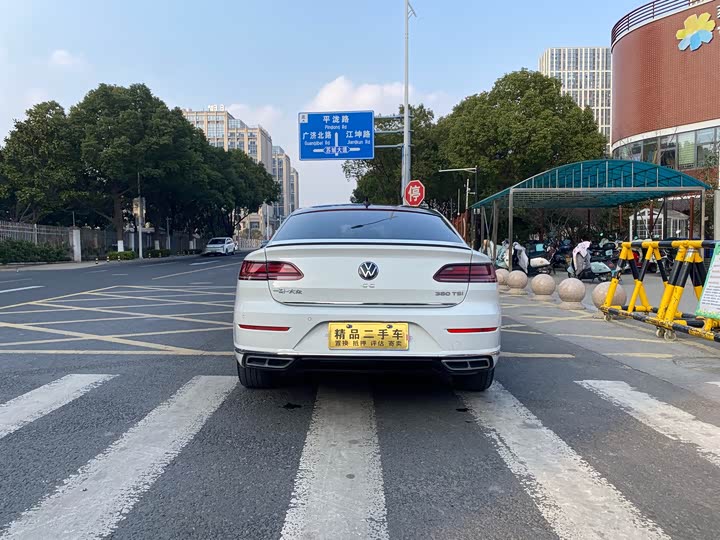 Фото 9 - Volkswagen CC