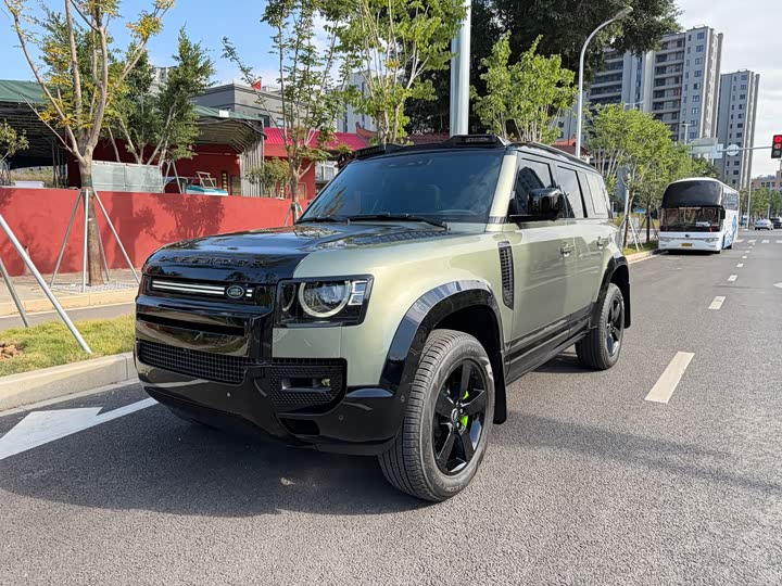Фото 1 - Land Rover Defender
