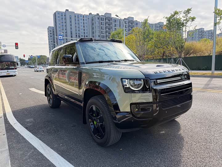 Фото 3 - Land Rover Defender