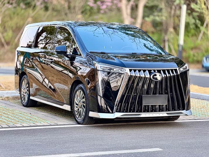 Фото 4 - GAC Trumpchi M8