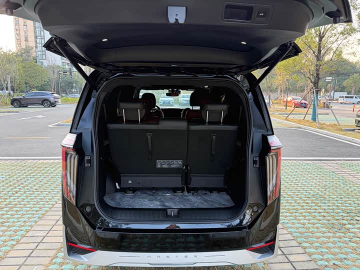 Фото 7 - GAC Trumpchi M8