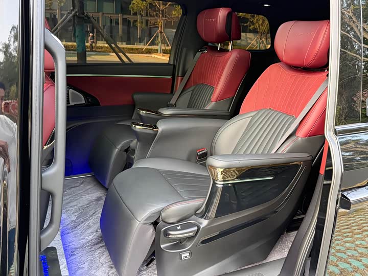 Фото 8 - GAC Trumpchi M8