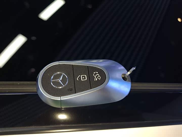 Фото 9 - Mercedes-Benz C-Class