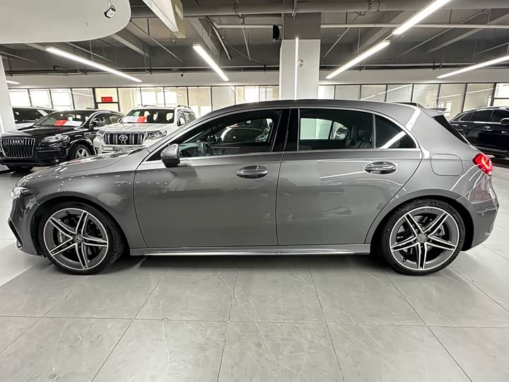 Фото 3 - Mercedes-Benz A-Class AMG