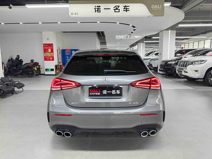 Фото 4 - Mercedes-Benz A-Class AMG