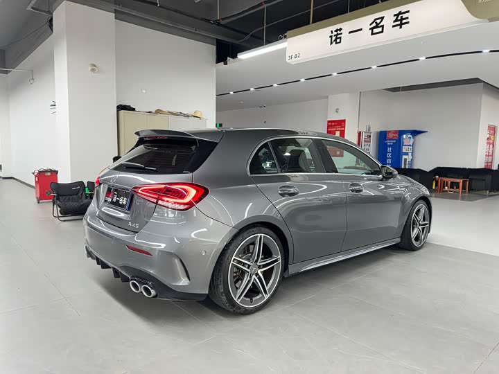 Фото 5 - Mercedes-Benz A-Class AMG