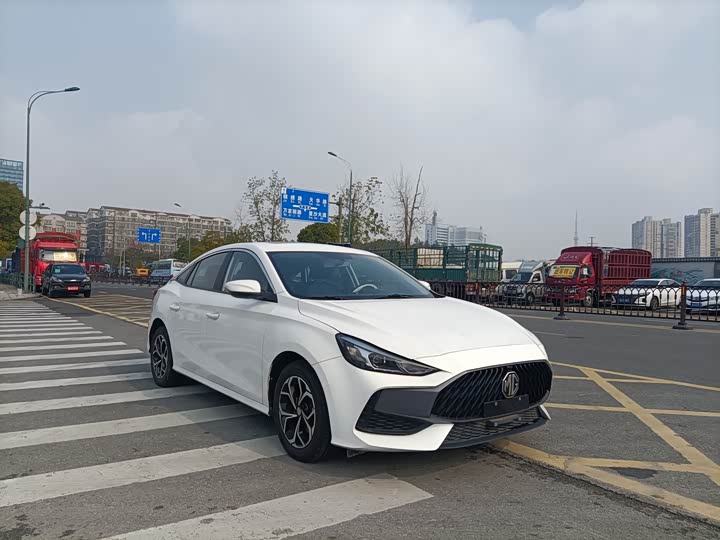 Фото 3 - MG Motor 5