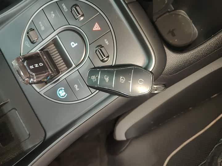 Фото 9 - BYD Sea Lion 05 DM-i Hybrid