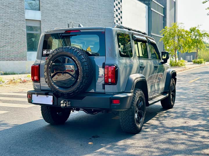 Фото 6 - Tank 300