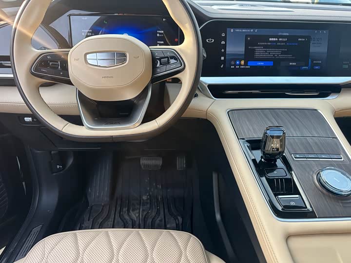 Фото 8 - Geely Monjaro