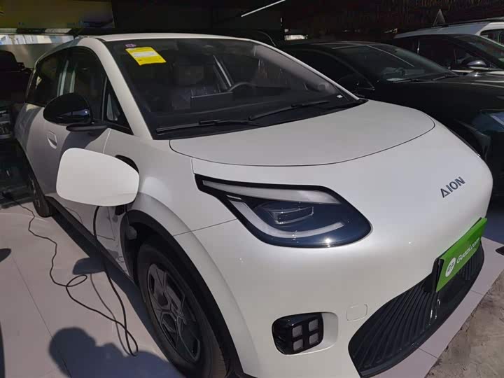 Фото 4 - GAC Aion UT