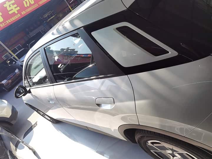 Фото 5 - GAC Aion UT