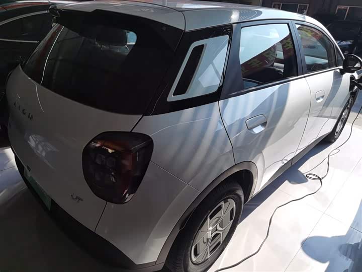 Фото 7 - GAC Aion UT