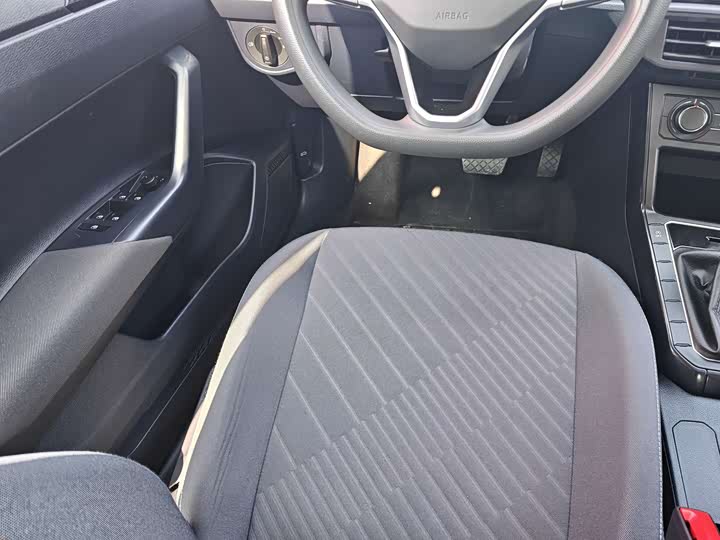 Фото 8 - Volkswagen Lavida