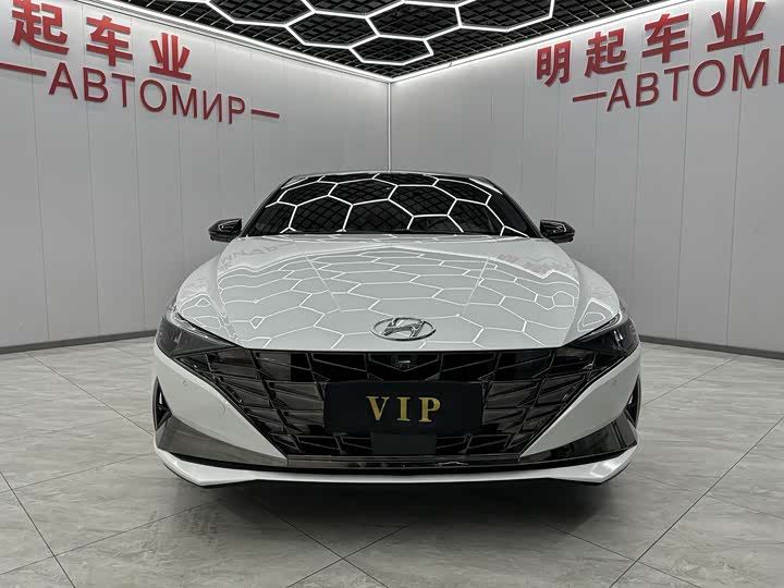 Фото 3 - Hyundai Elantra N line