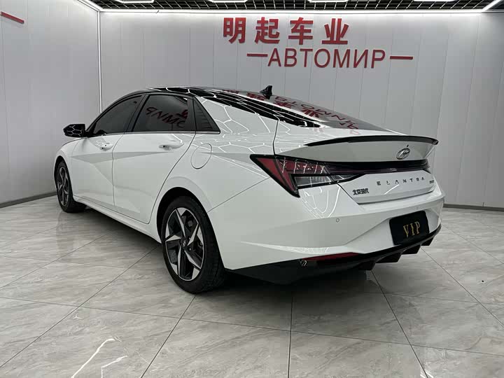 Фото 8 - Hyundai Elantra N line