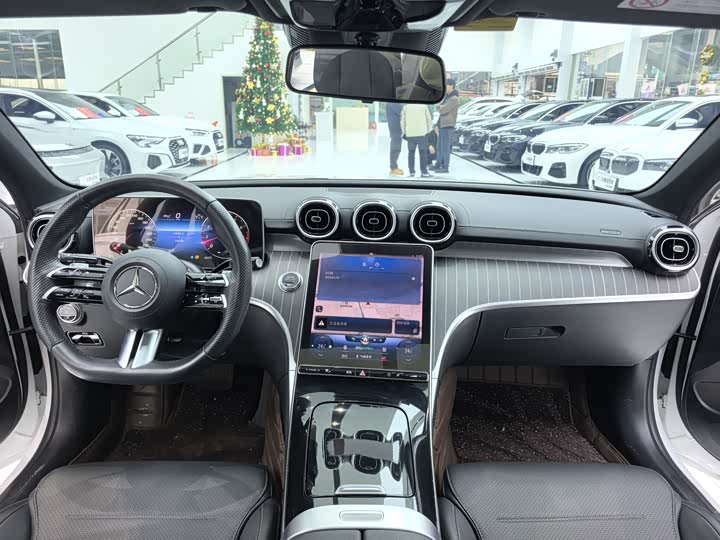 Фото 4 - Mercedes-Benz C-Class