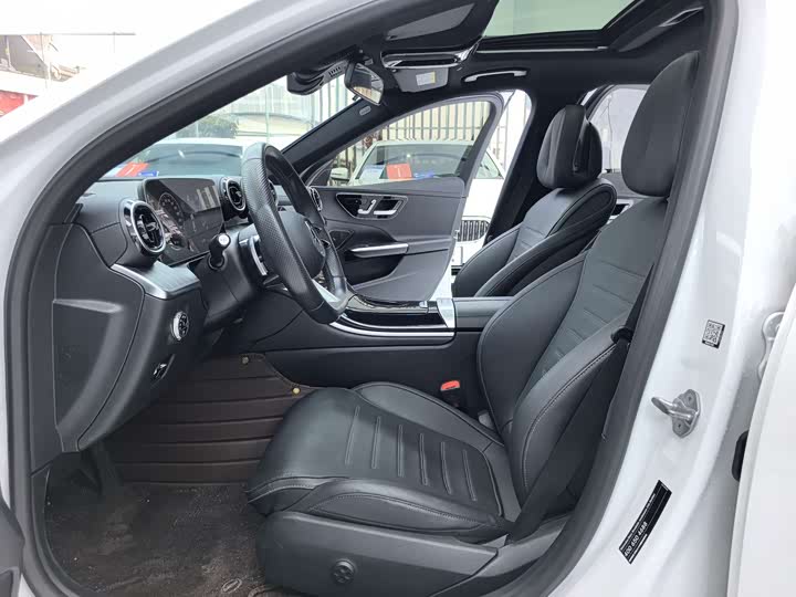 Фото 9 - Mercedes-Benz C-Class