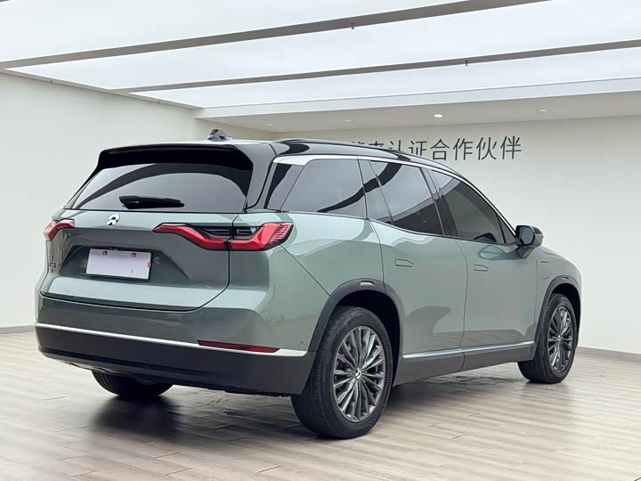 Фото 5 - Nio ES8