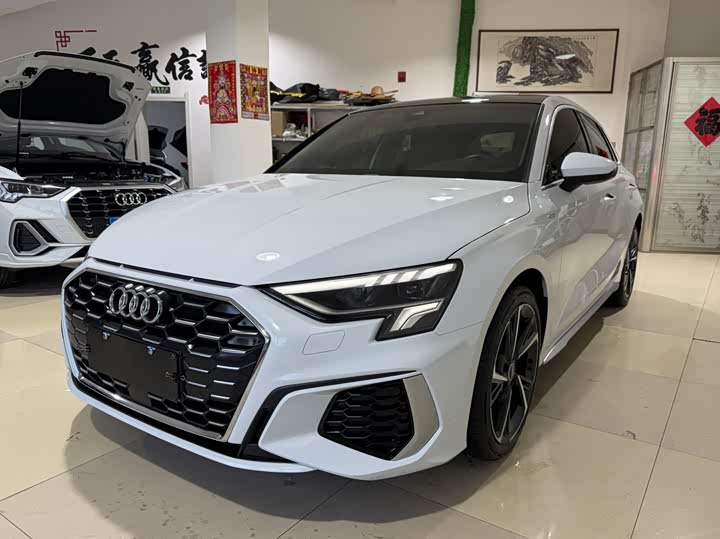 Фото 1 - Audi A3