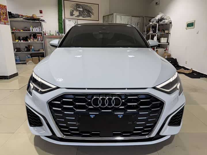 Фото 2 - Audi A3