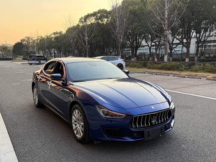 Фото 3 - Maserati Ghibli