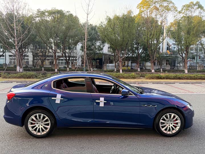 Фото 5 - Maserati Ghibli