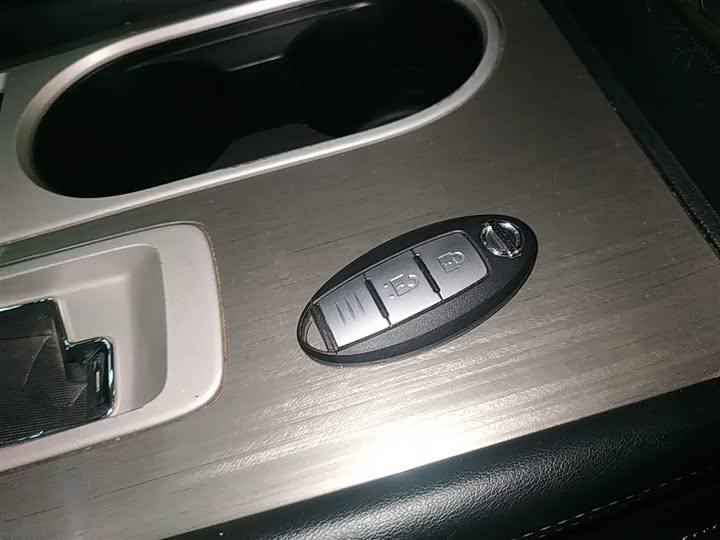 Фото 9 - Nissan Murano