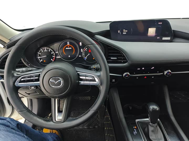 Фото 2 - Mazda 3 (Axela)