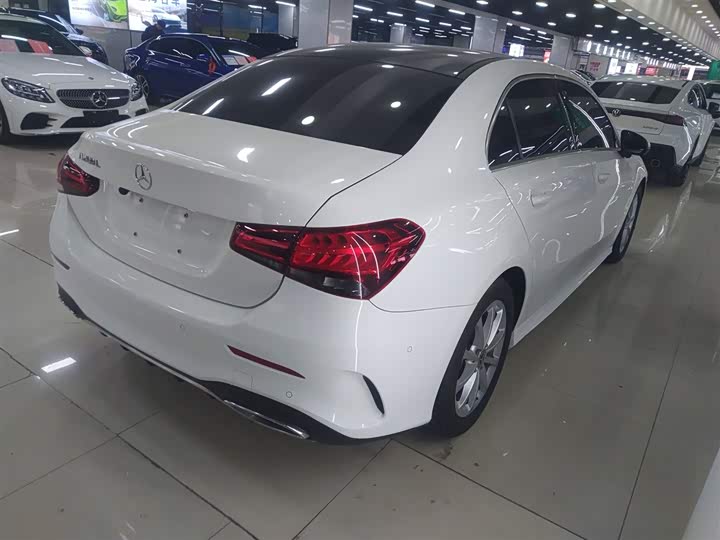 Фото 7 - Mercedes-Benz A-Class