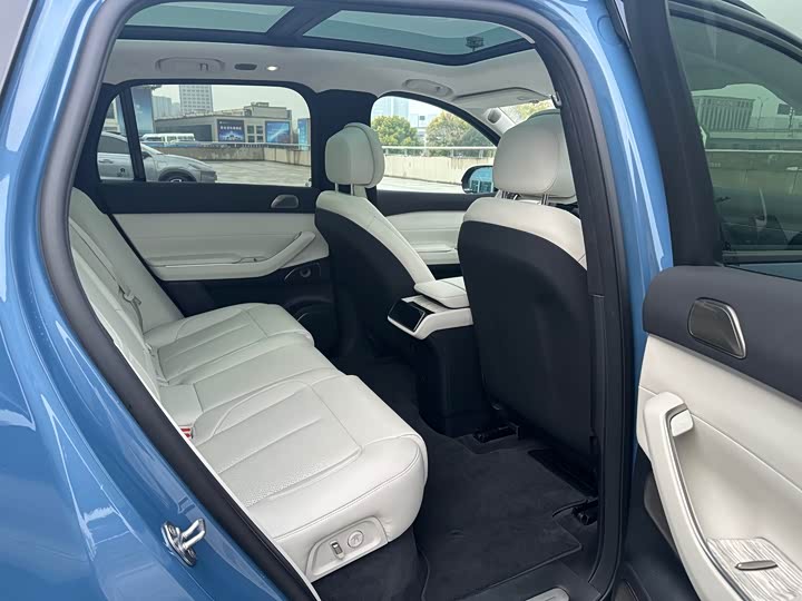 Фото 8 - Nio ES7