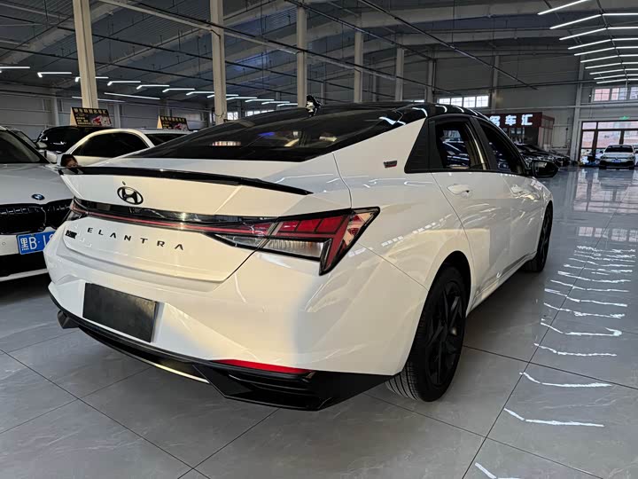 Фото 4 - Hyundai Elantra N line