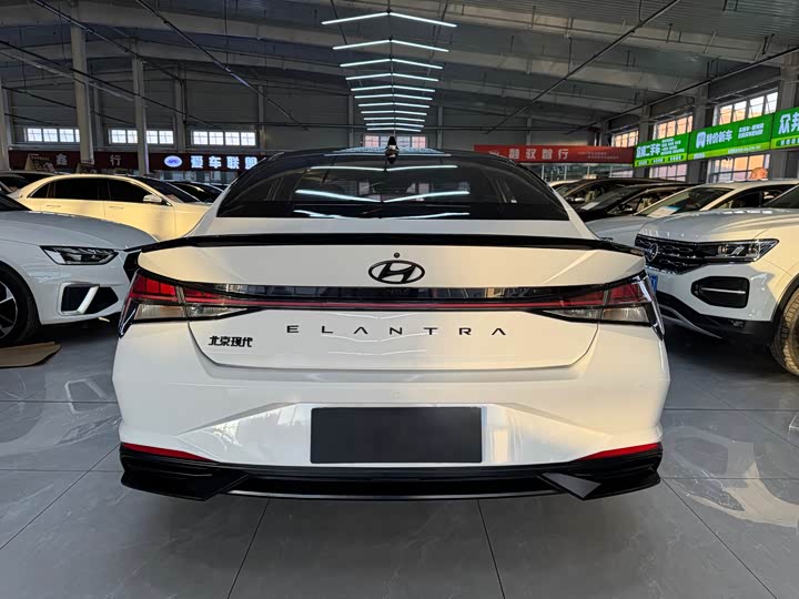 Фото 5 - Hyundai Elantra N line