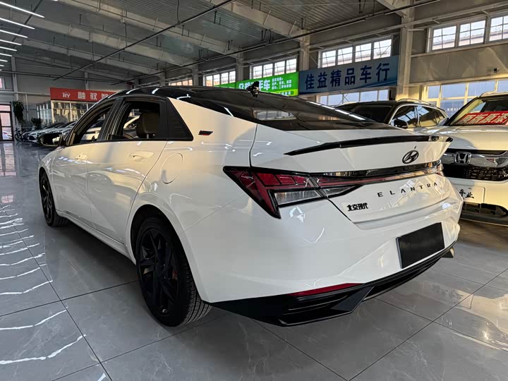 Фото 6 - Hyundai Elantra N line