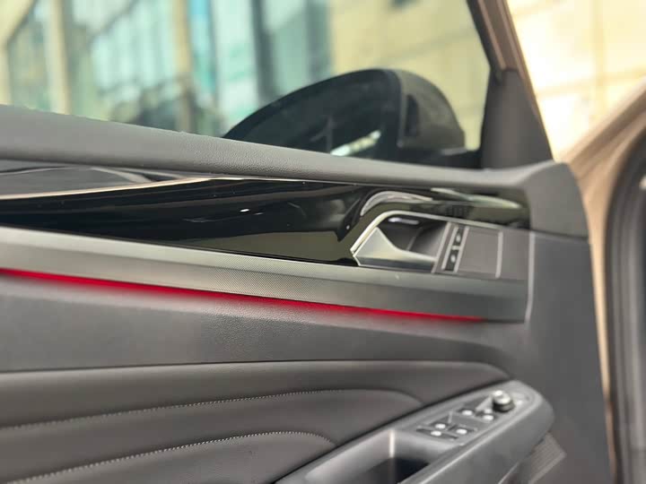 Фото 6 - Volkswagen Passat