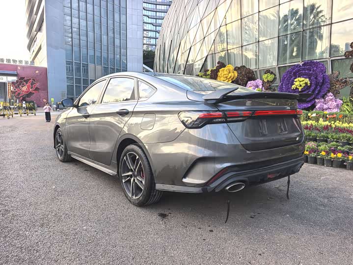 Фото 5 - Geely Binrui