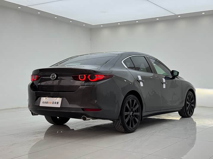 Фото 6 - Mazda 3 (Axela)