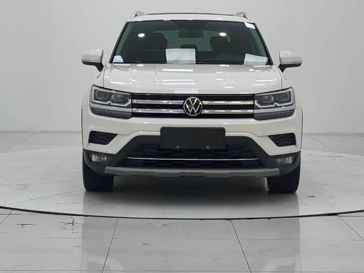 Фото 5 - Volkswagen Tharu