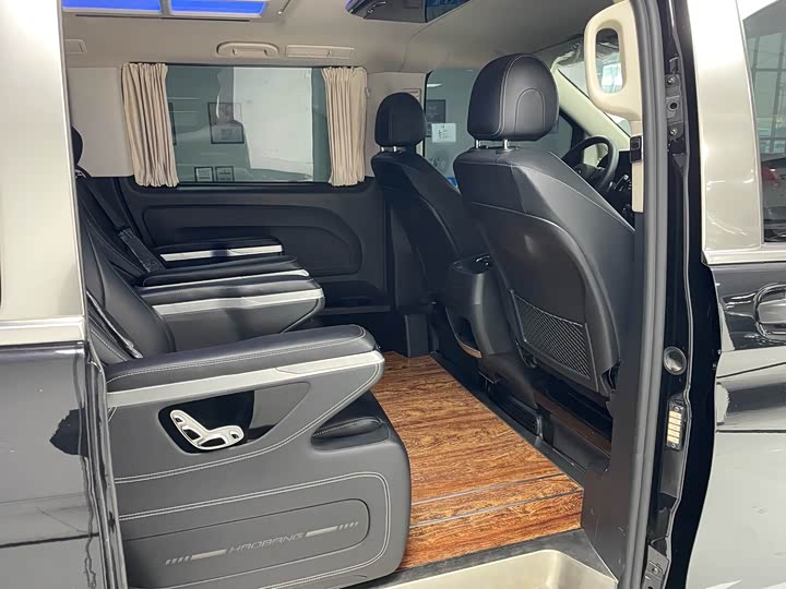 Фото 8 - Mercedes-Benz Vito