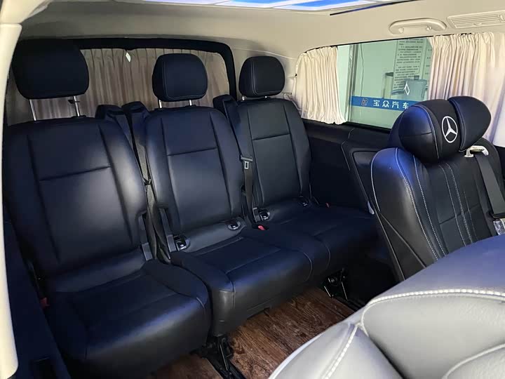 Фото 9 - Mercedes-Benz Vito