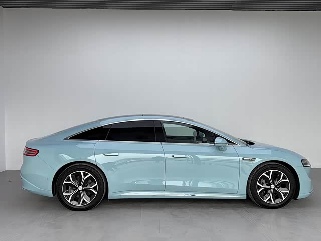 Фото 6 - Luxeed S7