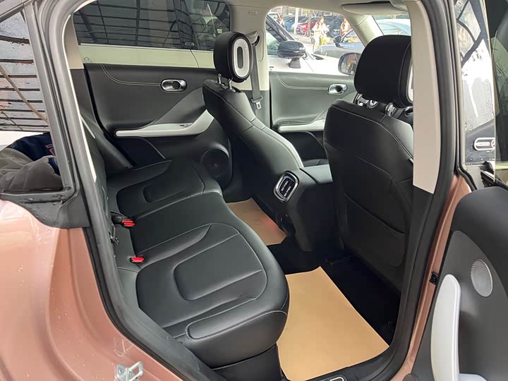 Фото 8 - Smart #1