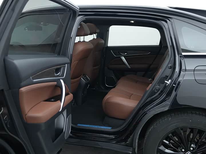 Фото 9 - Honda UR-V